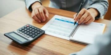 Financial tips for reducing monthly expenses Financial tips for reducing monthly expenses